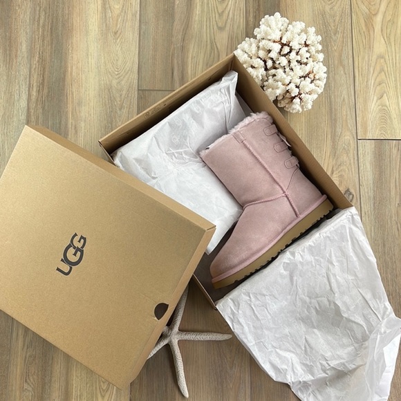 🌴🔆UGG - SHORT CONTINUITY BOW BOOTS🔆🌴 - Picture 4 of 16